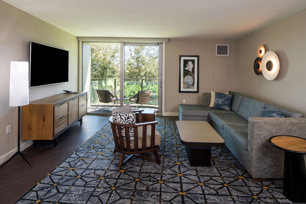 Suite, 1 Bedroom, Resort View (Plus, 1 King with Sofabed)