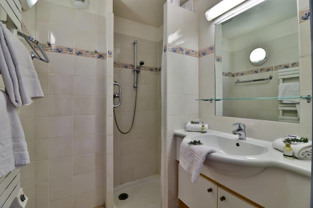 Quadruple Room, Sea View photo 2