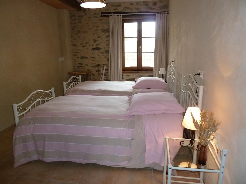 Family Suite, Private Bathroom, Garden View (Au Fil De L'hyrome) photo 3