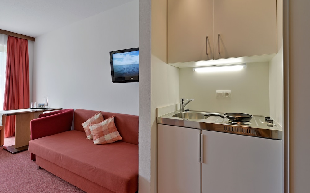 Double Room, Mountain View, Mountainside (Kaiserblickzimmer) photo 1