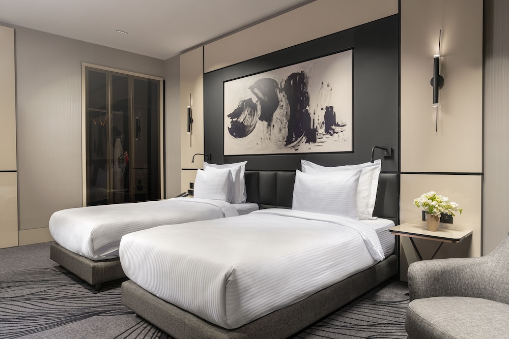 Standard Room, 2 Twin Beds, Club Lounge Access photo 2
