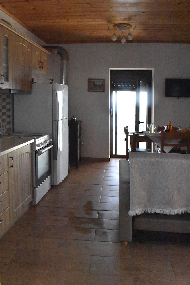 House, Accessible photo 2