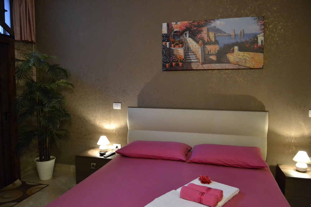 Standard Quadruple Room photo 2