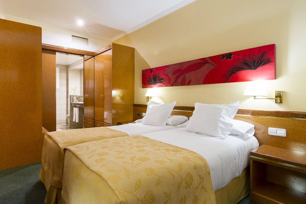Standard Suite, Kitchenette