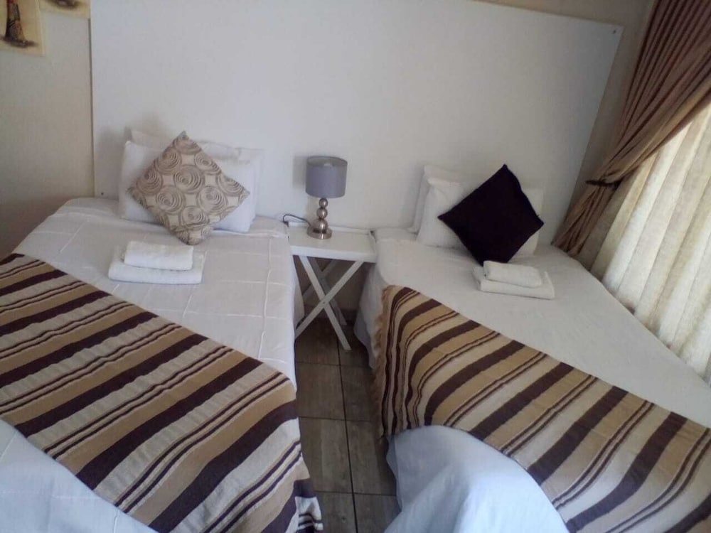 Triple Room photo 2