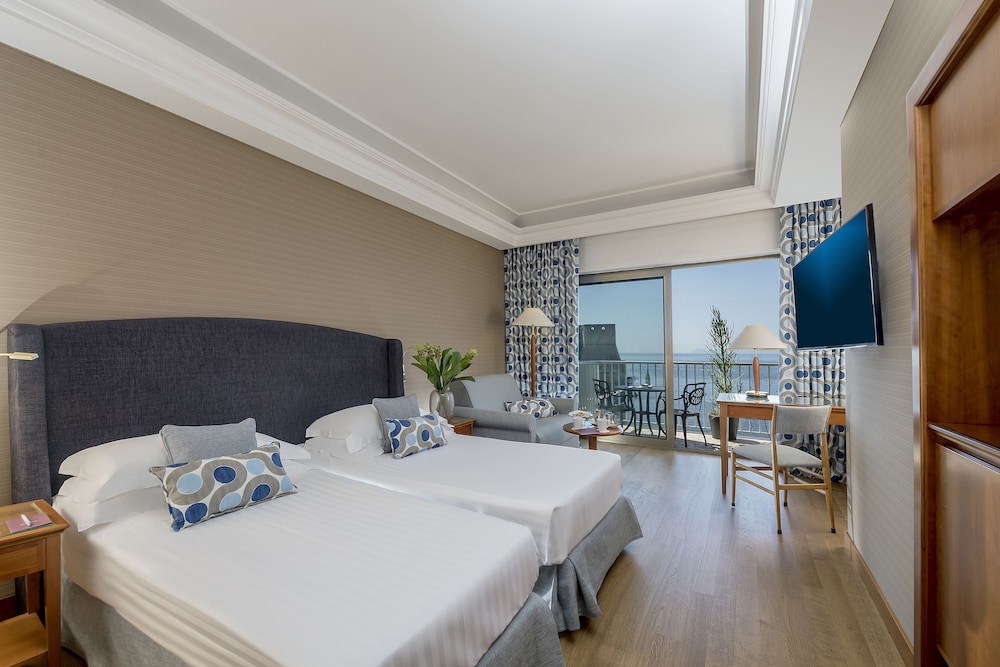 Superior Double Room, Sea View (with Sofabed)