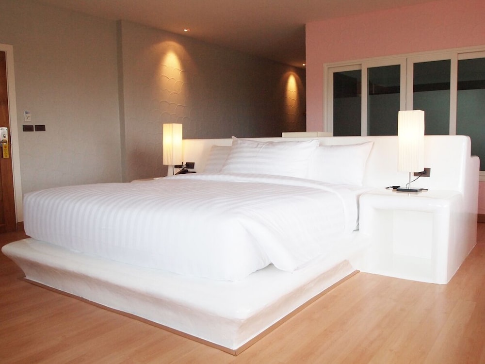 Deluxe Double Room with Sea View photo 3