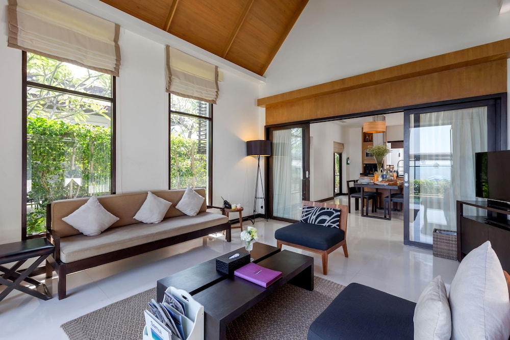 Three Bedroom Suite Pool Villa Sea with Free Minibar - Photo 12
