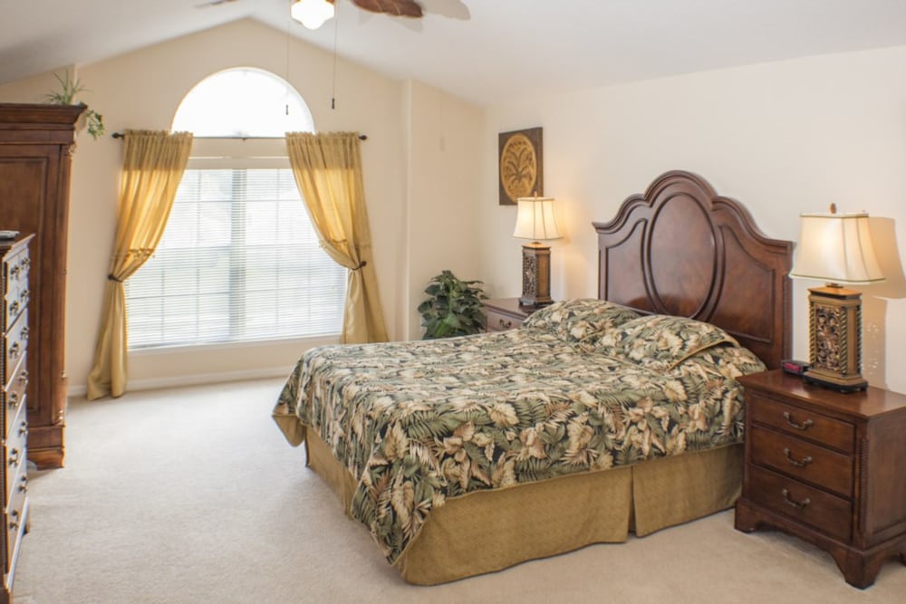 House, 5 Bedrooms