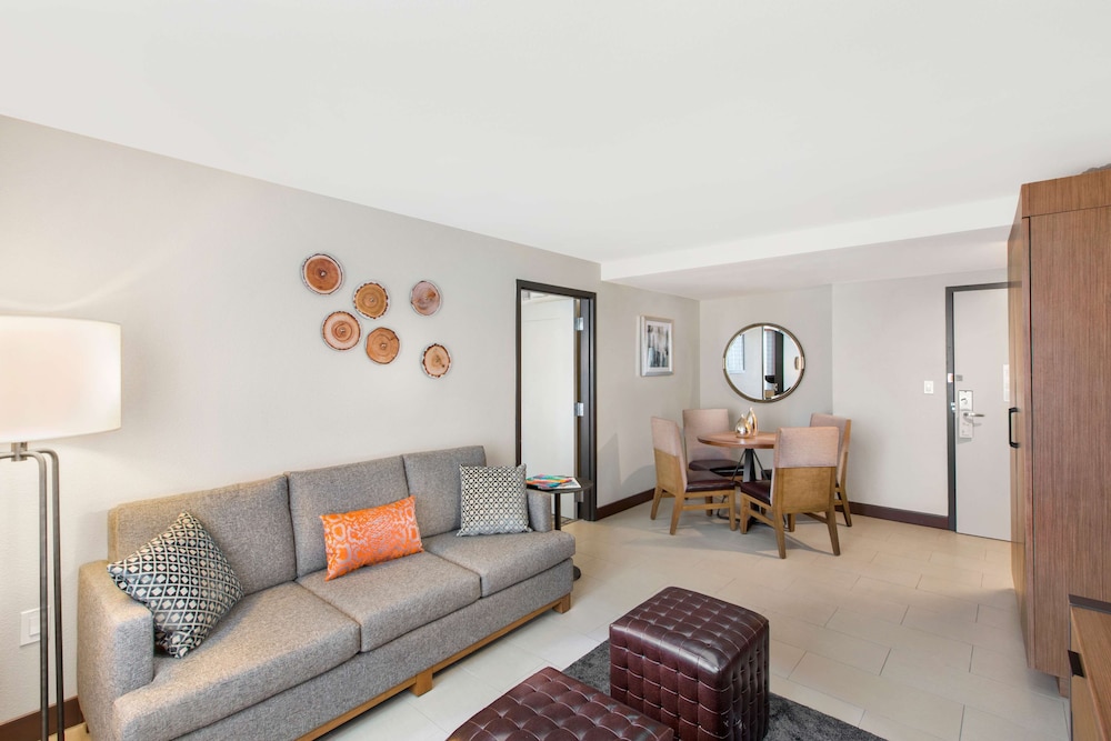 Room, 2 Queen Beds, Accessible (Roll-In Shower, Mobility & Hearing)