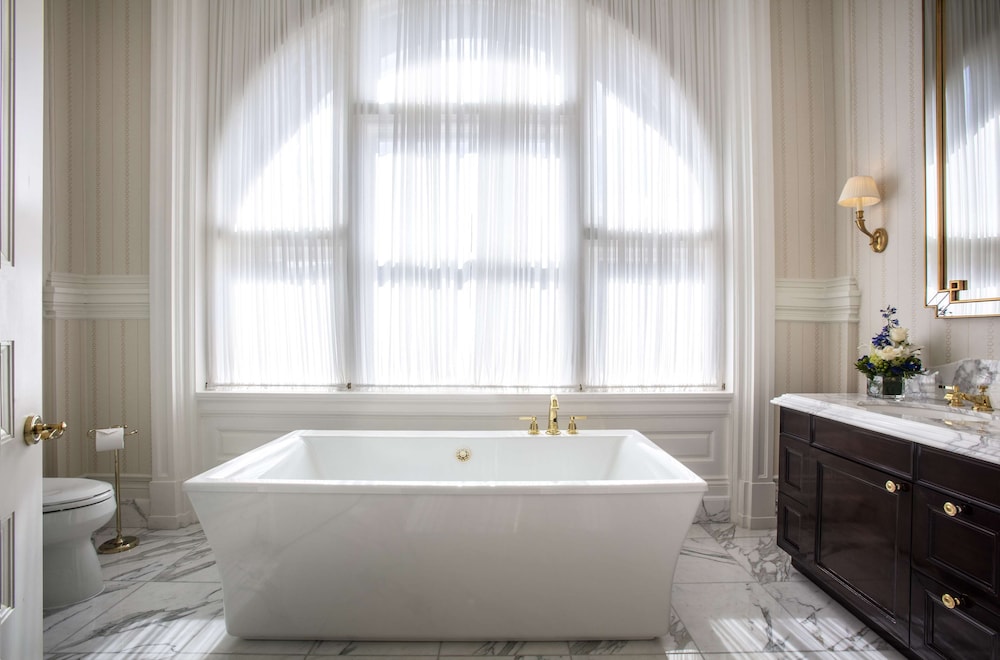 Franklin 1 Bedroom Suite thumbnail 5
