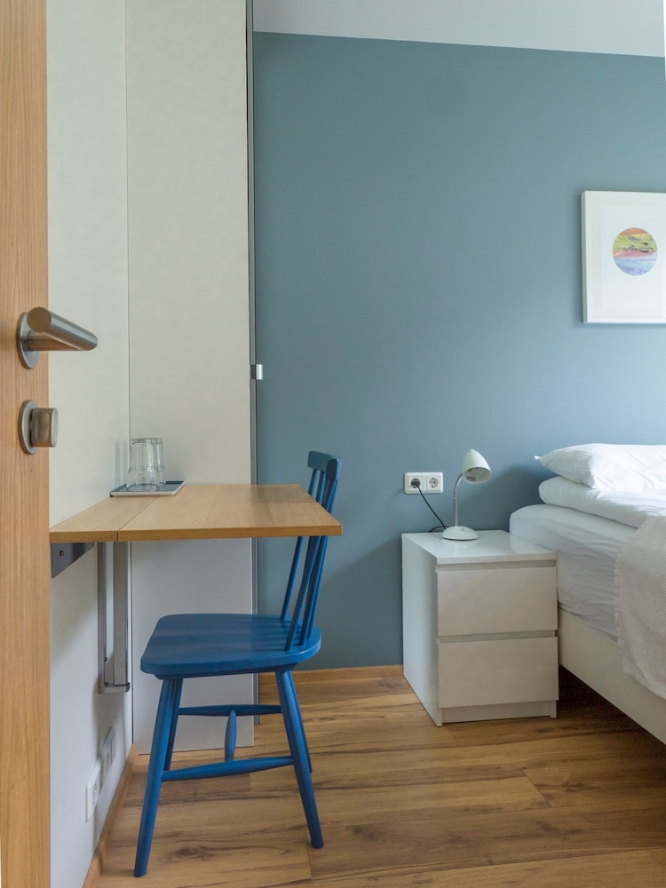 Double or Twin Room, Private Bathroom photo 3