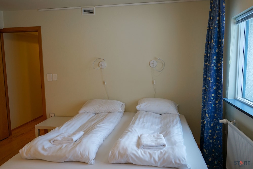 Double or Twin Room, Shared Bathroom photo 2