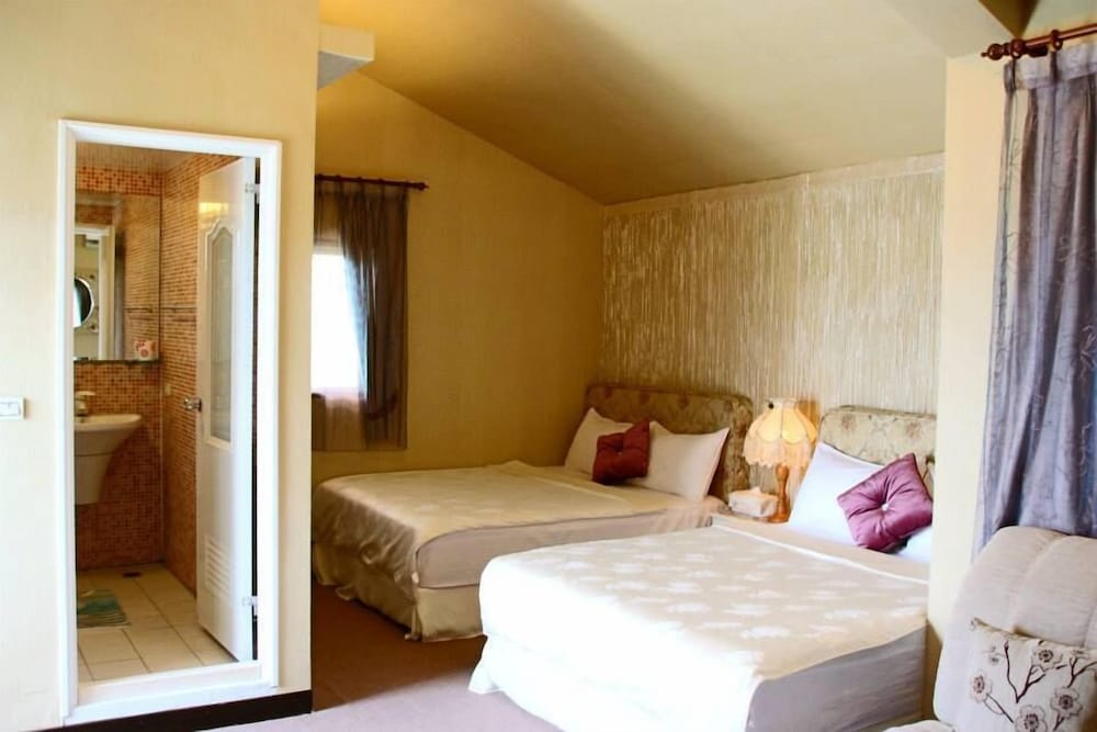 Quadruple Room (Pocahontas) photo 1