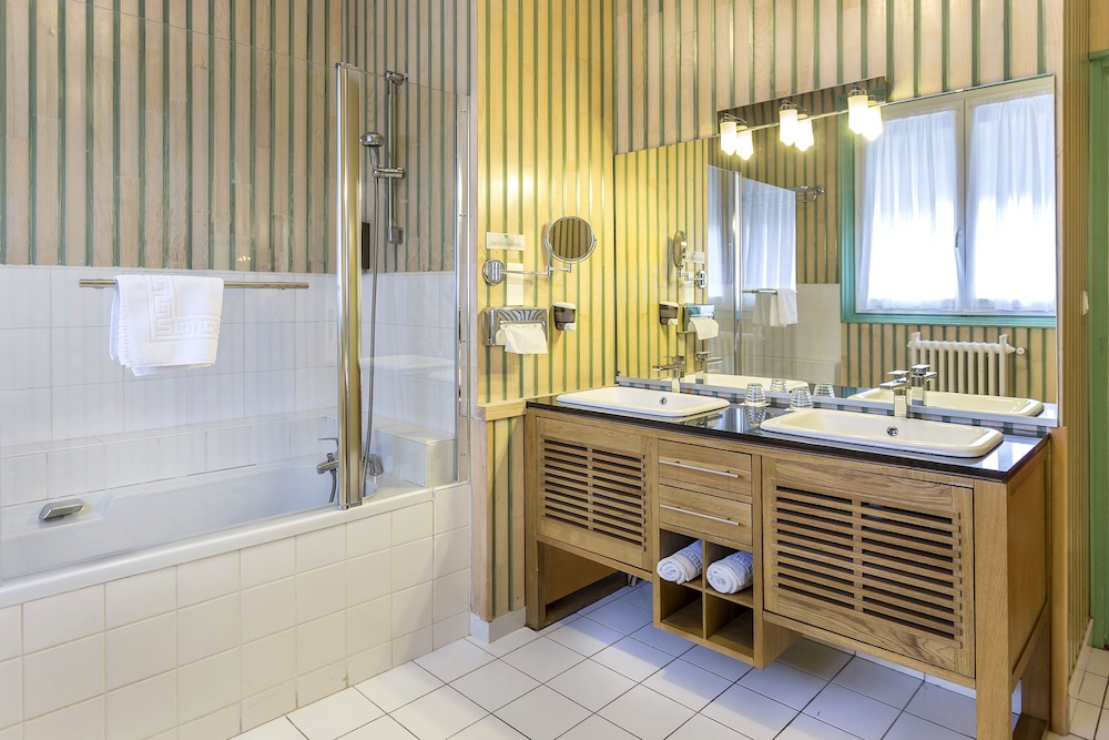 Superior Room, 1 Twin Bed, Private Bathroom photo 3