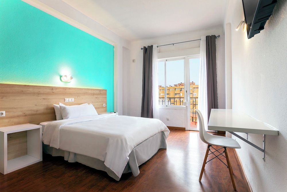 Deluxe Double Room, City View photo 2