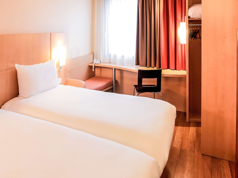 Standard Twin Room, 2 Twin Beds - Photo 5