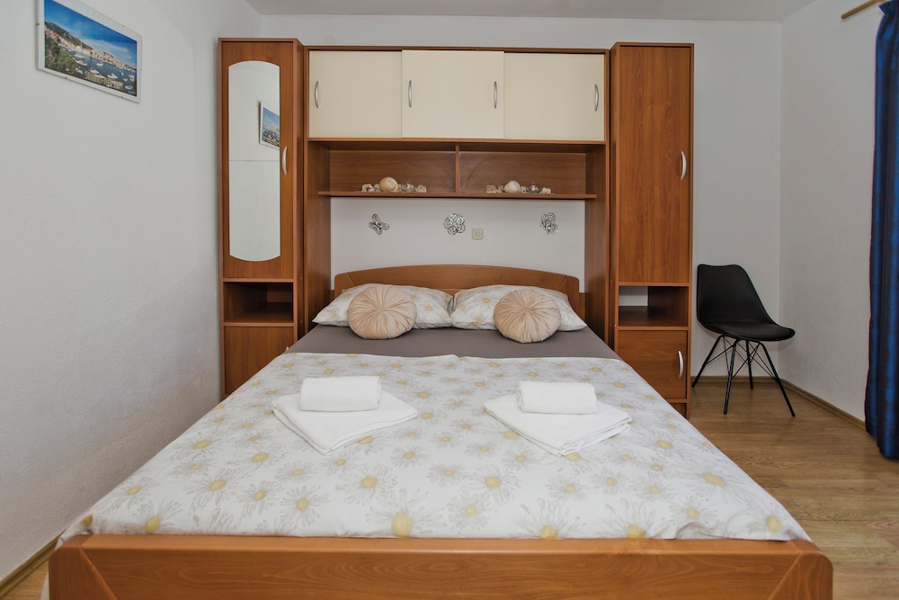 Apartment, Sea View, Sea Facing photo 1