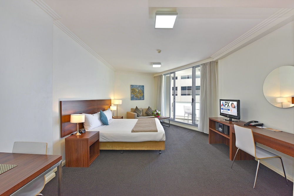 Executive Studio Apartment (Limited Housekeeping)