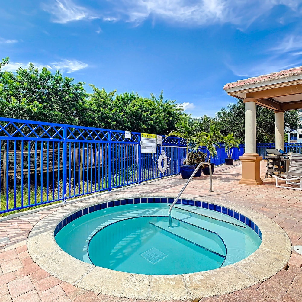 Beautifully Updated 2 2 Oceanwalk Condo Nestled up Nest to the Estuary in Building 18 Ow18-202, 写真 9