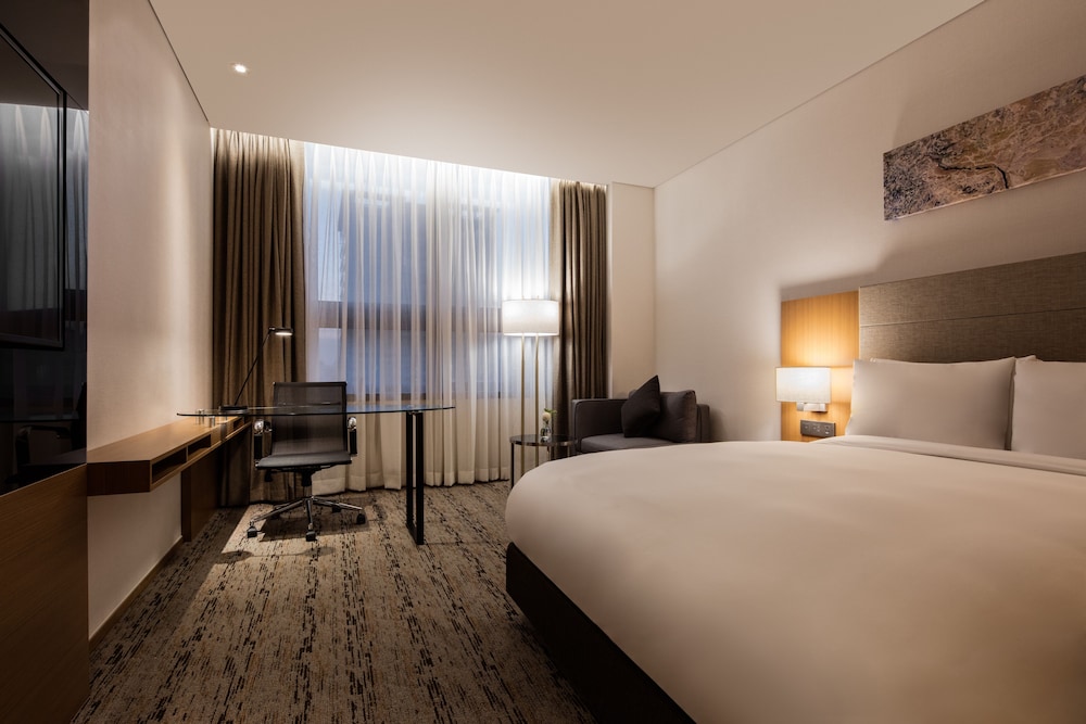 Deluxe Room, 1 Queen Bed, Non Smoking