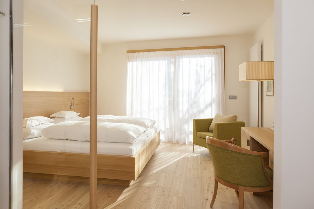 Deluxe Double Room, Mountain View photo 2