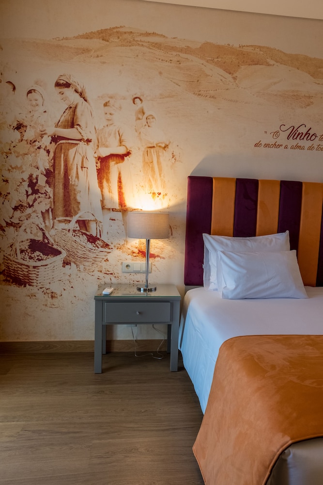 Suite - Photo 5
