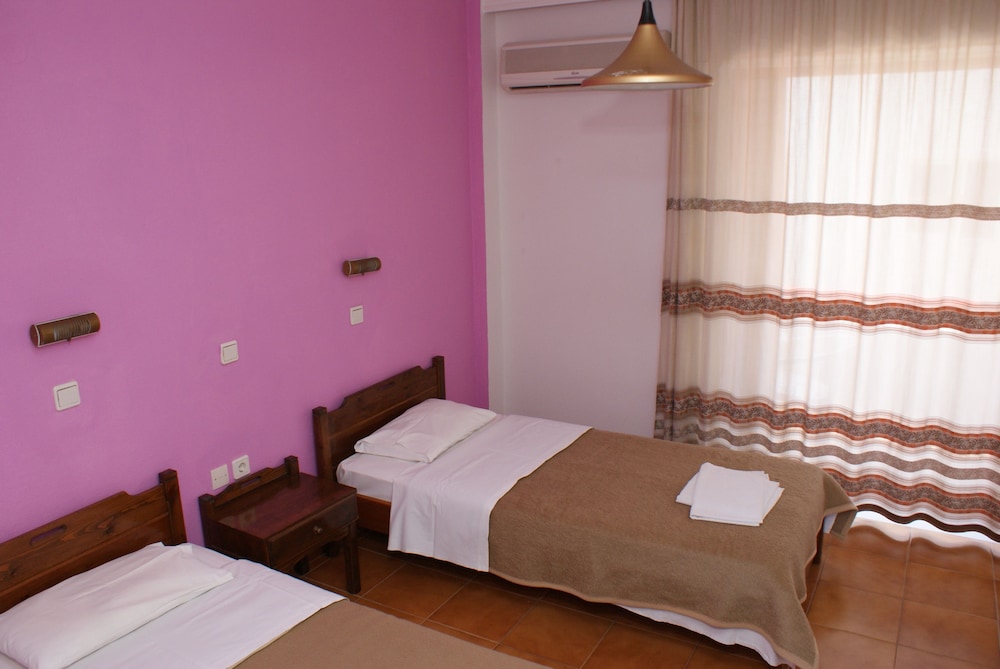 Apartment, 2 Twin Beds photo 2