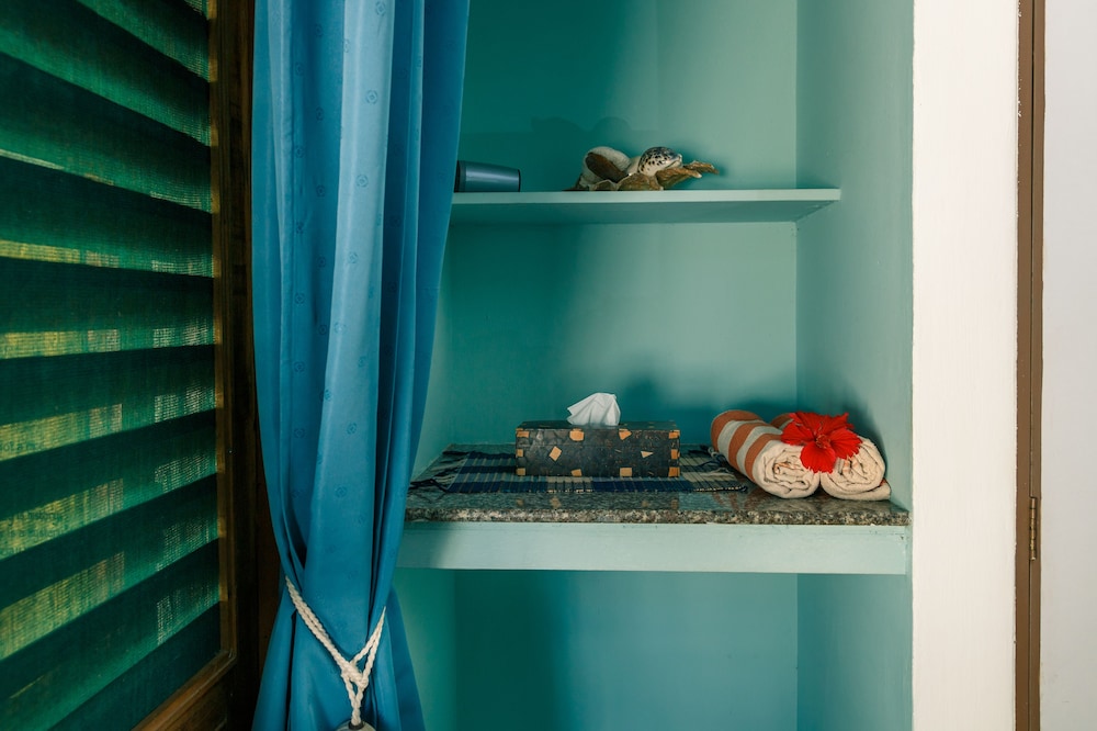 Cinnamon Mini Suite photo 2
