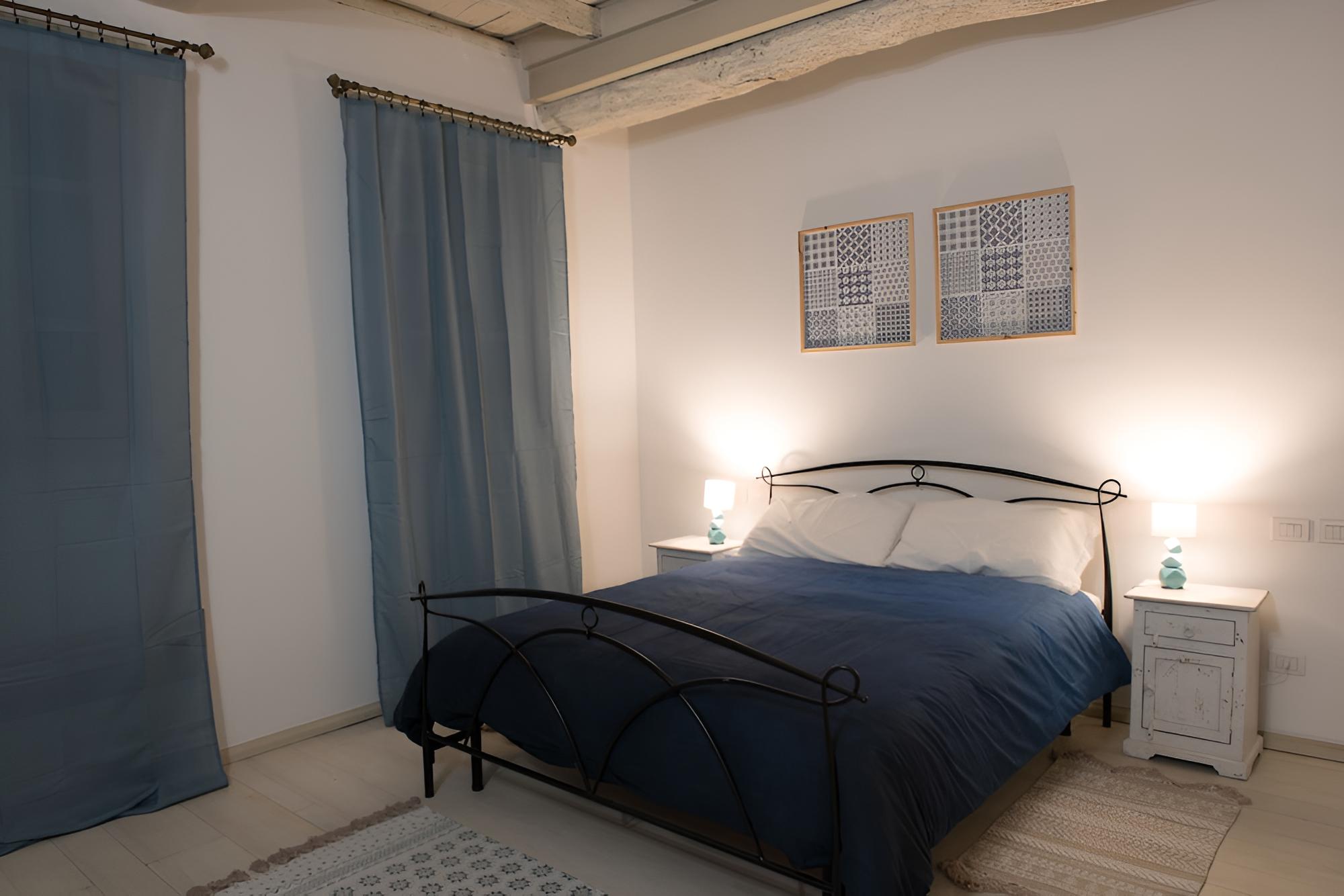 Standard Double Room, 1 Queen Bed (Diamante) photo 1