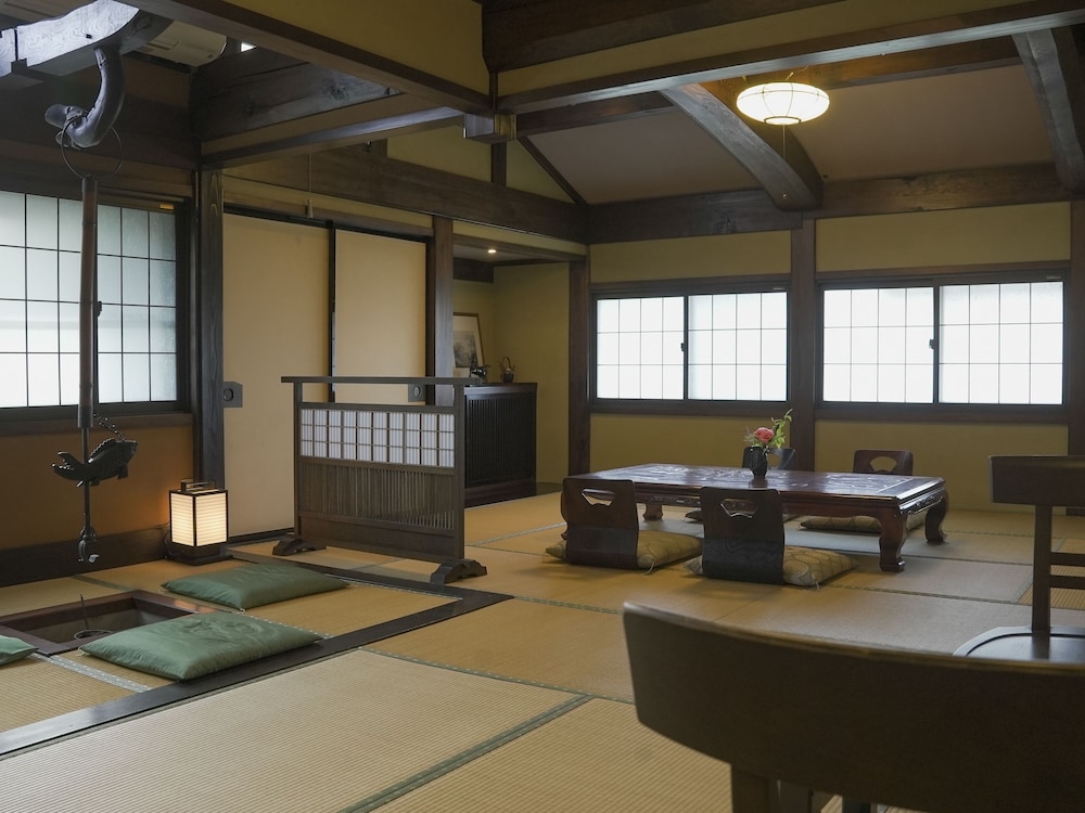 Deluxe Japanese Style Room, Non Smoking photo 2