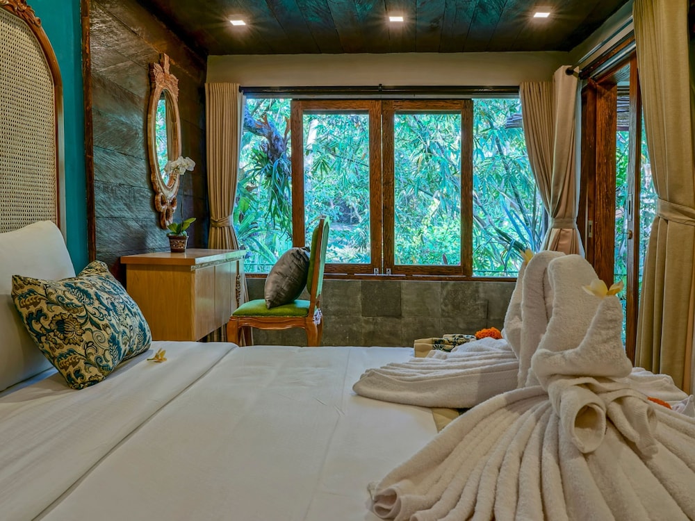 Suite - Photo 12