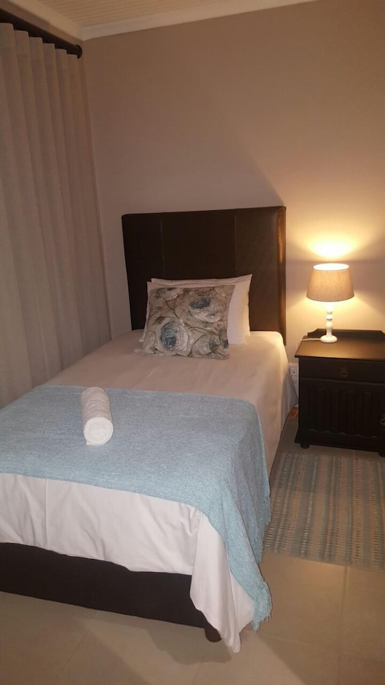 Basic Single Room, 1 Twin Bed