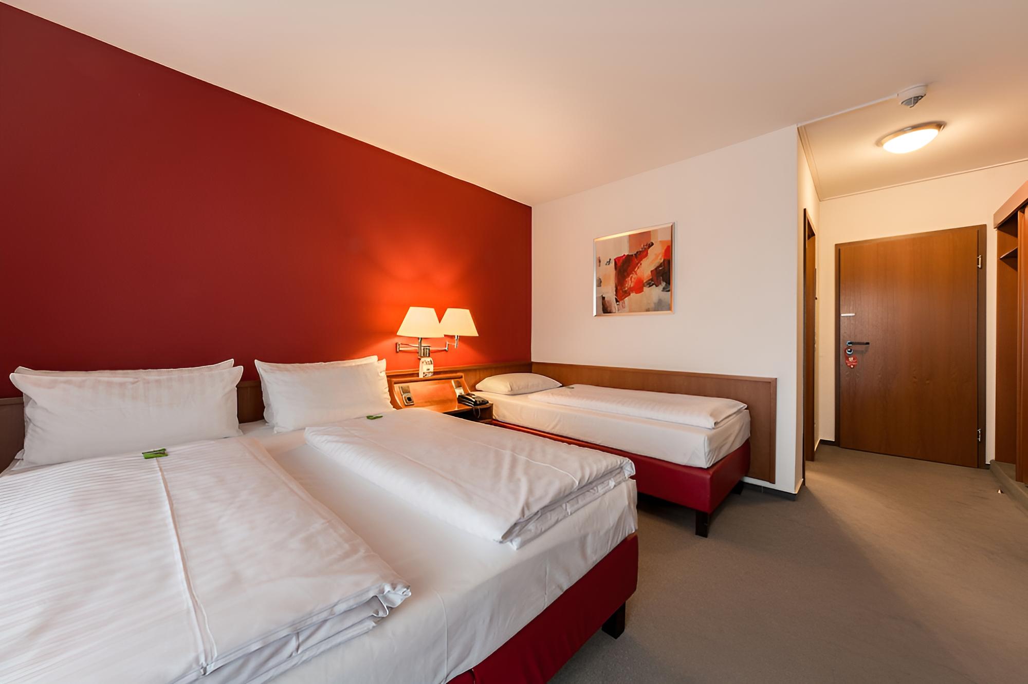 Superior Triple Room photo 1