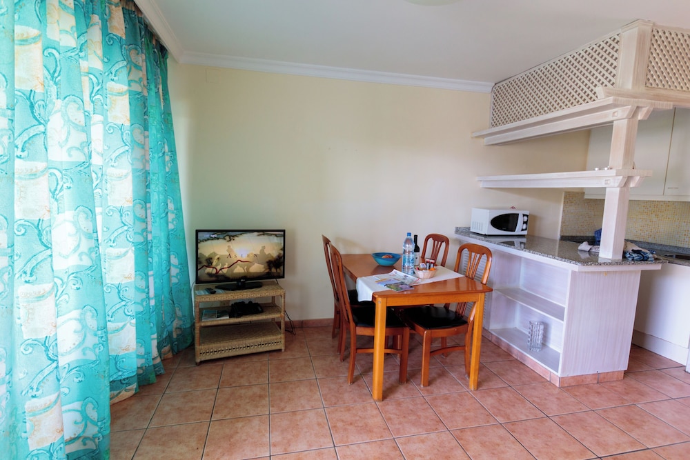 Comfort Apartment, Balcony, Garden View photo 2