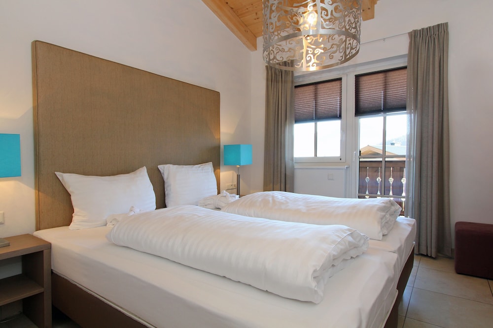 Superior Maisonette Apartment, 2 Bedrooms, Balcony, Mountain View (Excl. 163 EUR cleaning fee) photo 2