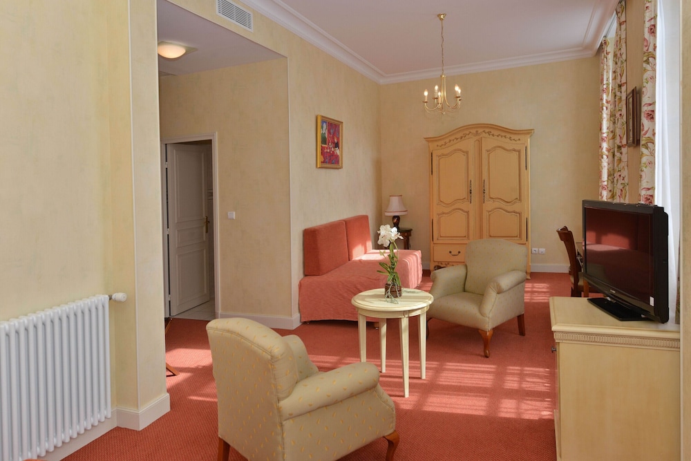 Superior Triple Room, Ensuite (Suite) photo 3
