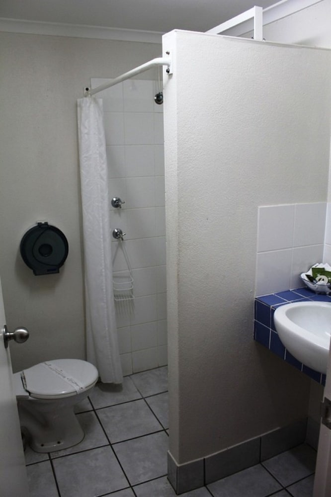 Resort King Suite - Photo 5