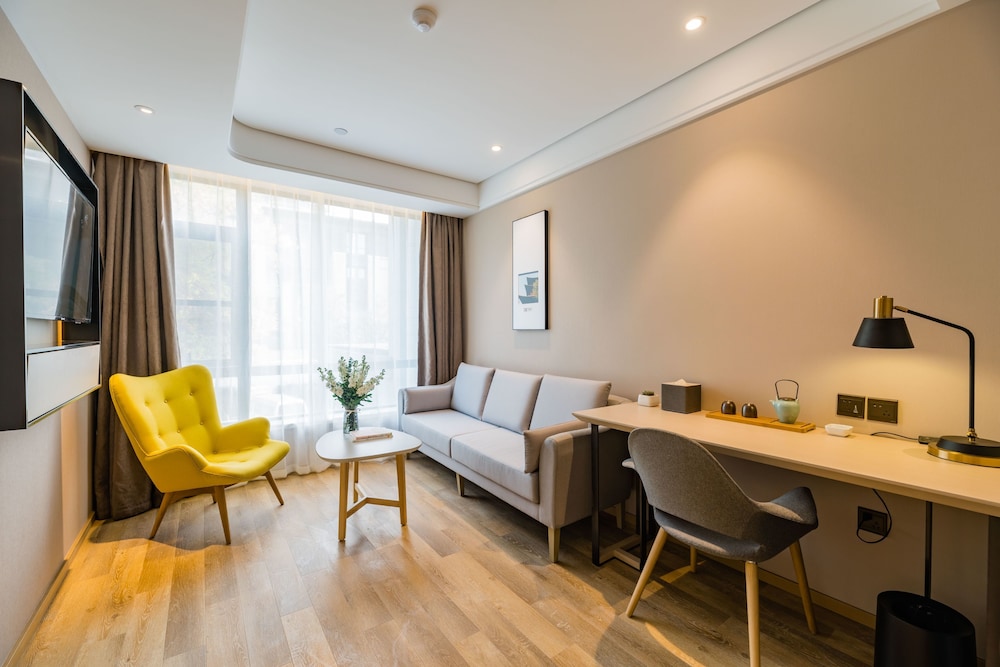Executive Suite photo 1