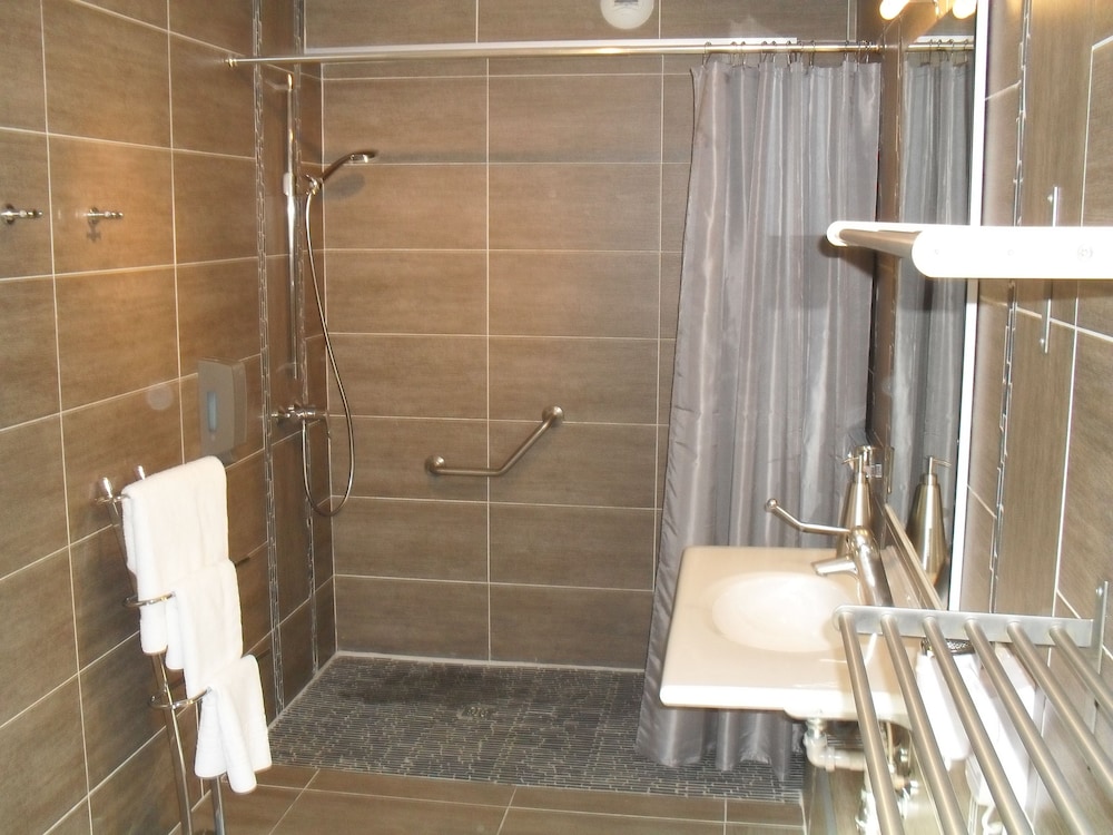 Comfort Triple Room, 1 Bedroom, Accessible, Ground Floor photo 2