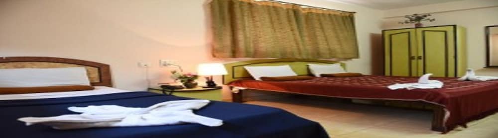 Deluxe Double Room, Non Smoking, Private Bathroom