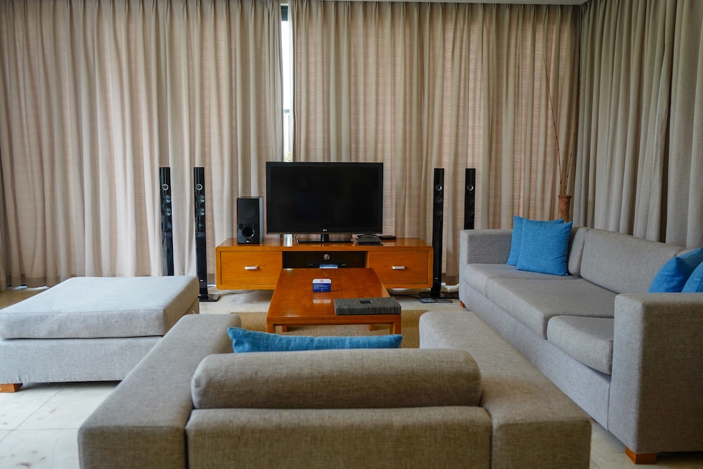 2 Bedrooms Pool Villa - Photo 2