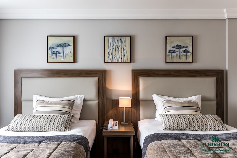 Superior Triple Room thumbnail 5