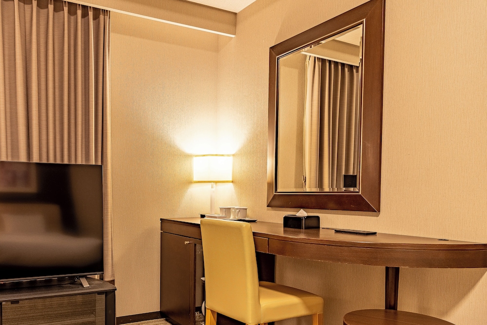 Twin Room With Sofa, Non-Smoking