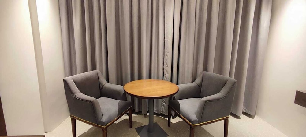 Standard Double or Twin Room, Non Smoking, Mountain View