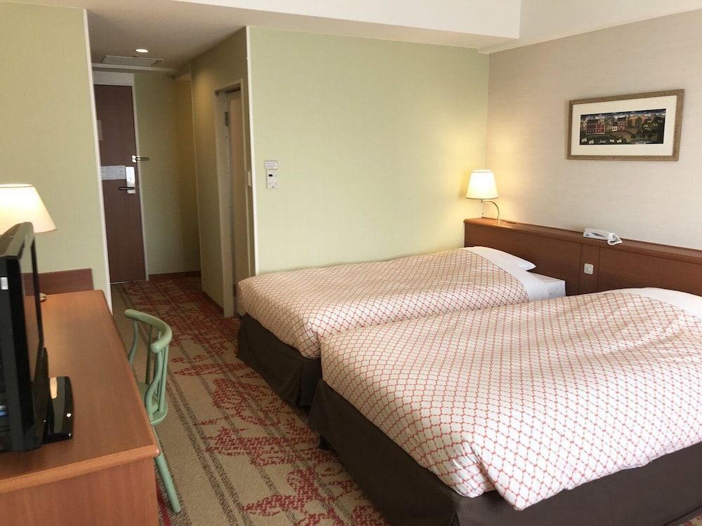 Twin Room - Photo 8