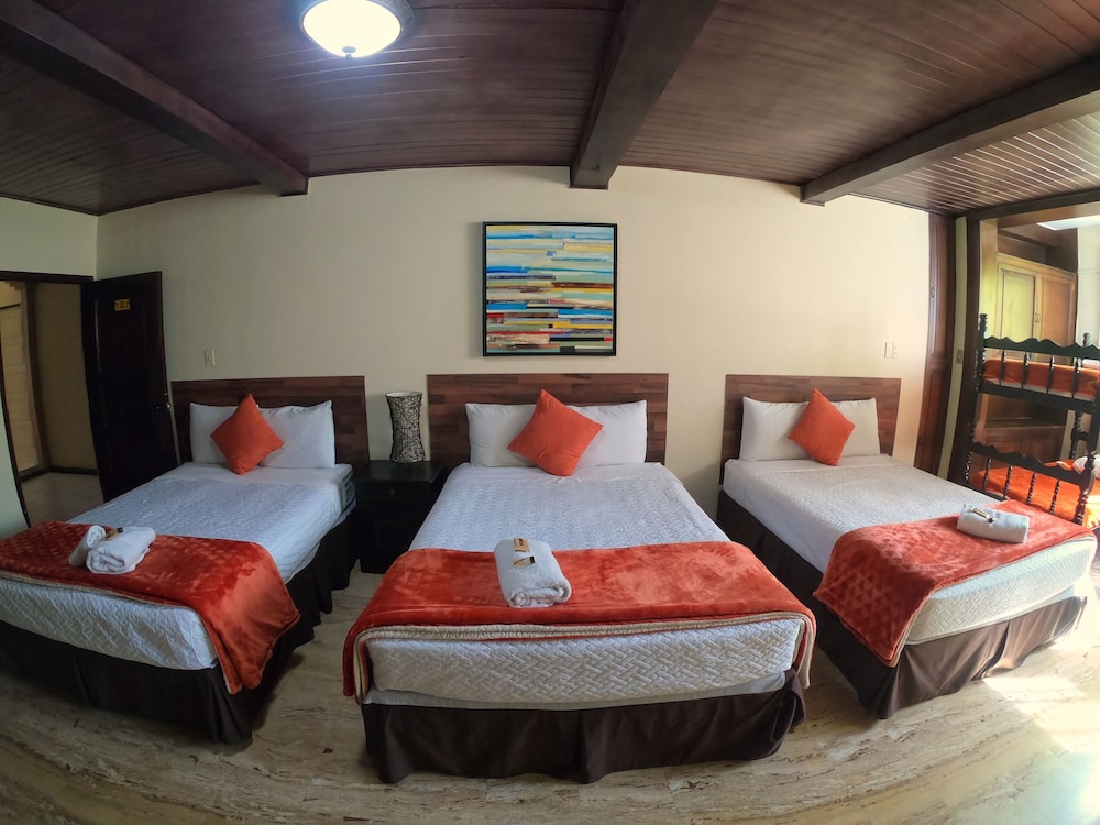 Traditional Triple Room photo 1