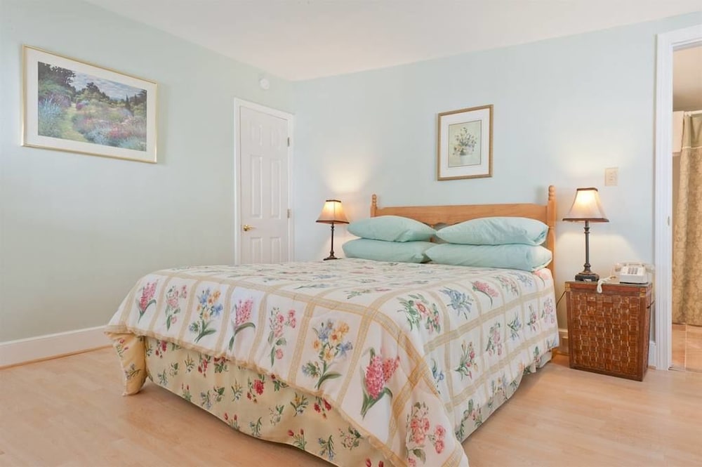 Cozy Room, 1 Queen photo 2