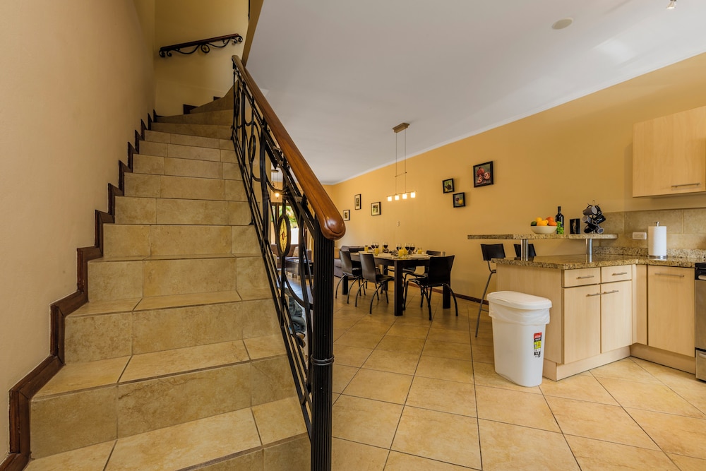 Classic Townhome photo 2