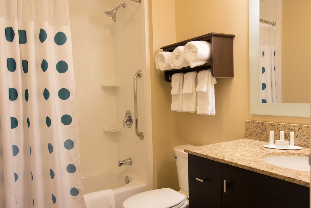 Suite, 1 Bedroom (Mobility Accessible, Tub) photo 2